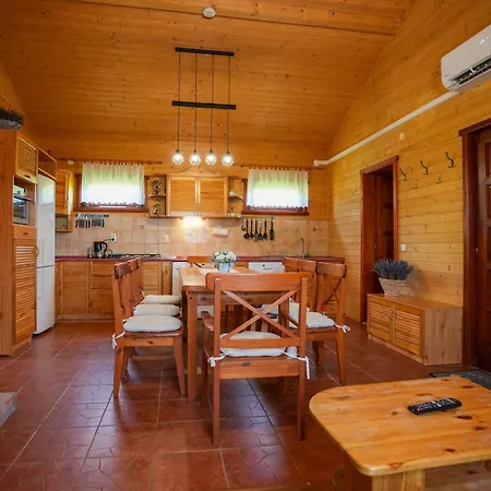 Apartament Bibe Vendeghaz Monosbel