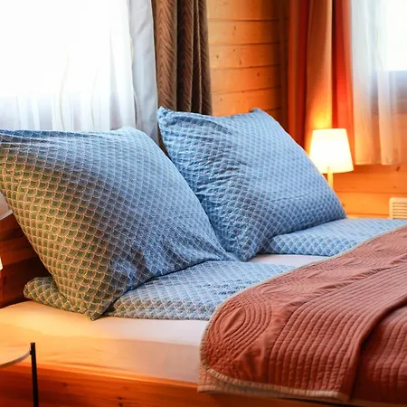 Bibe Vendeghaz شقة *